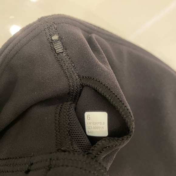 Lululemon Asymmetrical Sports Bra - Picture 4 of 4